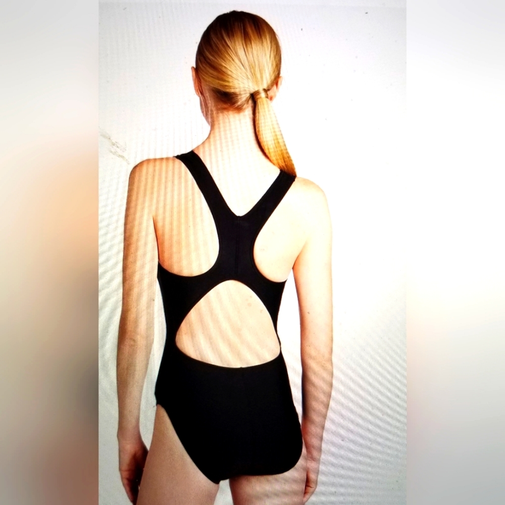 NWT TYR TYRECO MAXFIT SWIMSUIT